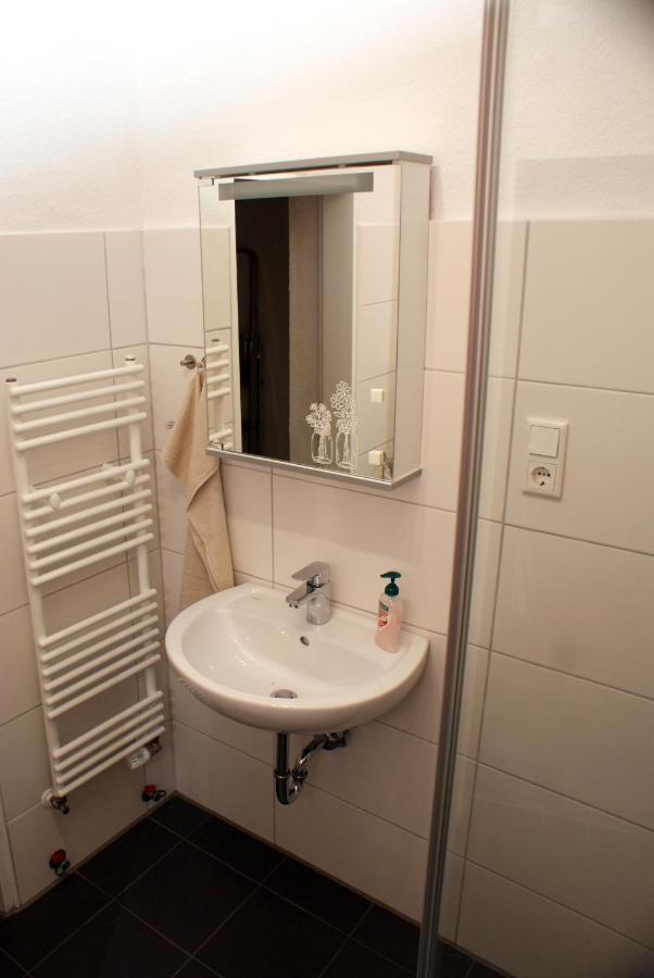 Moewe 12 Apartment